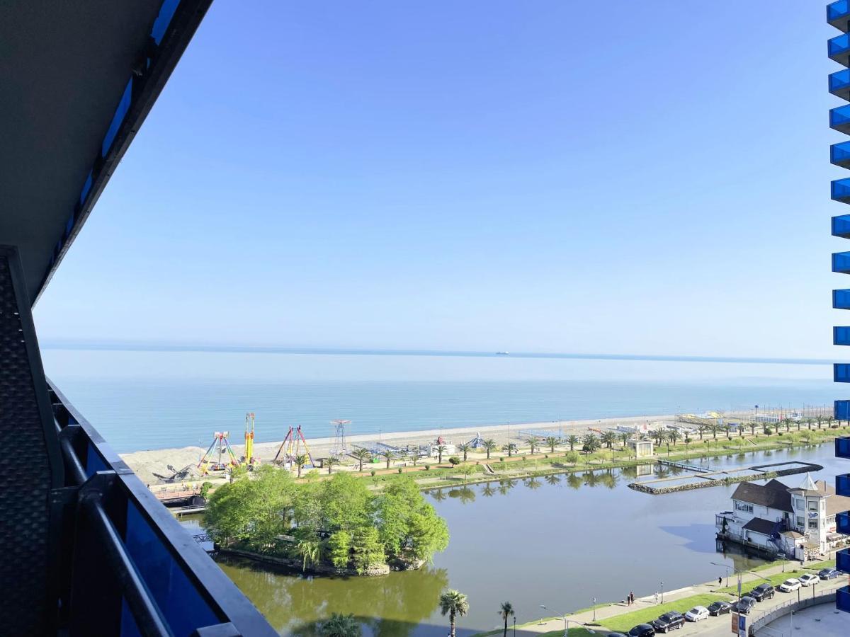 Sea ​​View In Orbi City Батуми Екстериор снимка