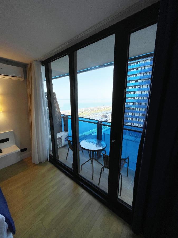 Sea ​​View In Orbi City Батуми Екстериор снимка