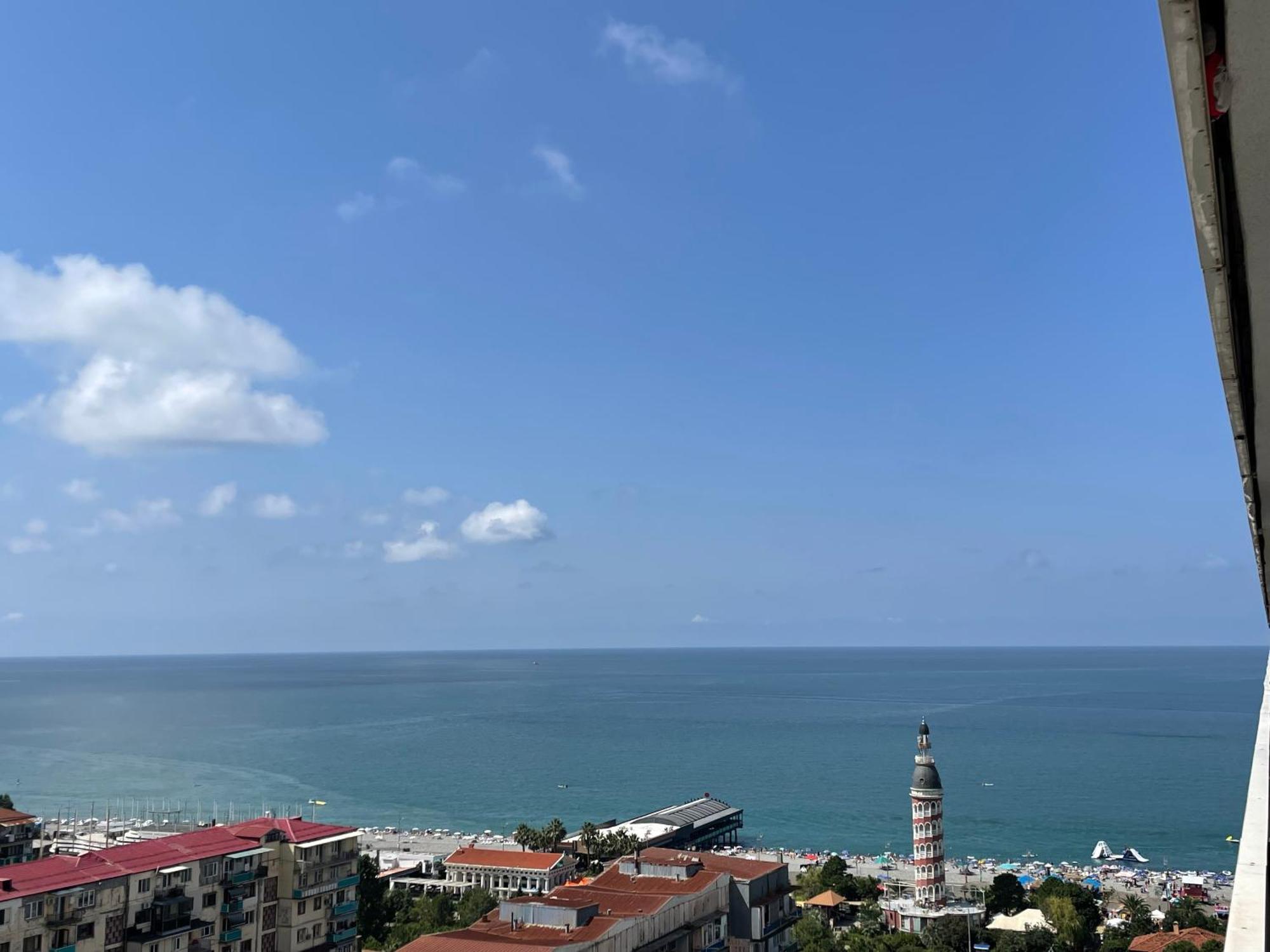 Sea ​​View In Orbi City Батуми Екстериор снимка
