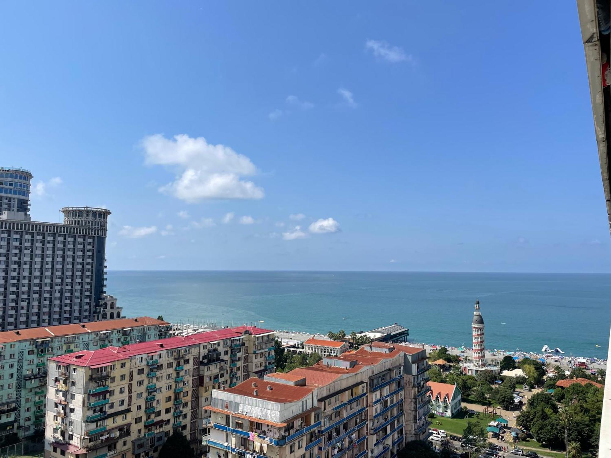 Sea ​​View In Orbi City Батуми Екстериор снимка