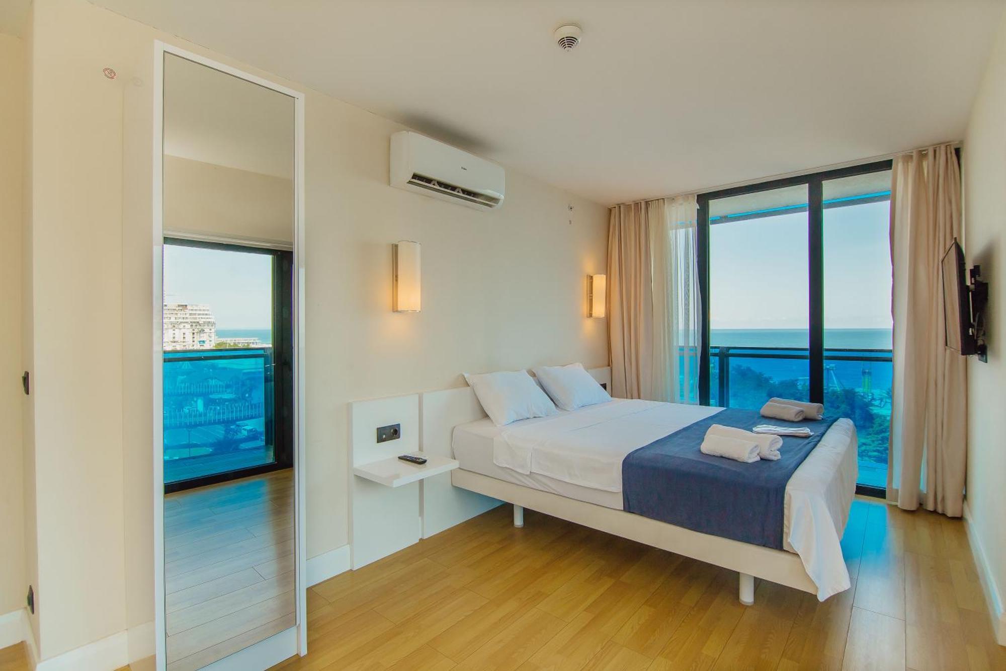 Sea ​​View In Orbi City Батуми Екстериор снимка